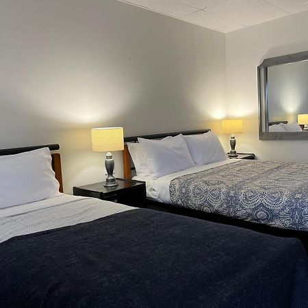 Cooks Endeavour Motor Inn Tweed Heads Esterno foto