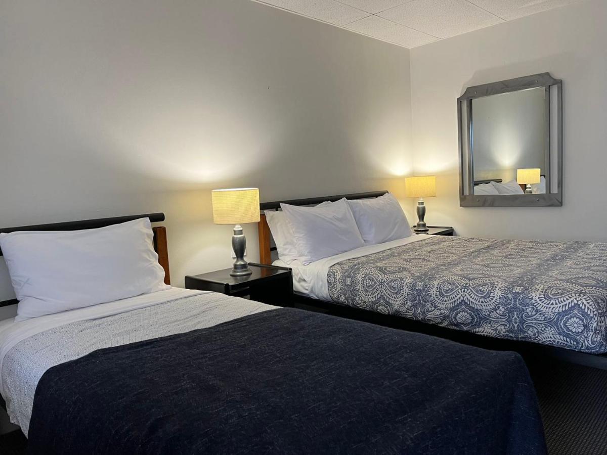 Cooks Endeavour Motor Inn Tweed Heads Esterno foto