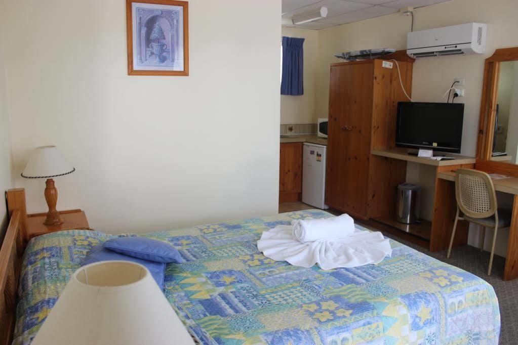 Cooks Endeavour Motor Inn Tweed Heads Esterno foto